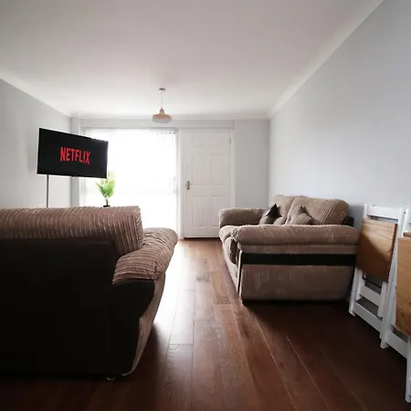 Cohost Partners: Perfect Retreat In Penzion Bristol